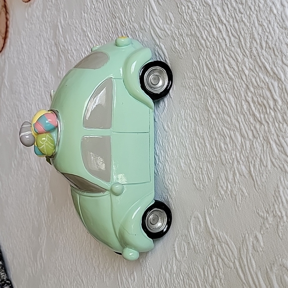 Gnome and Easter Bunny Volkswagen - Picture 2 of 2